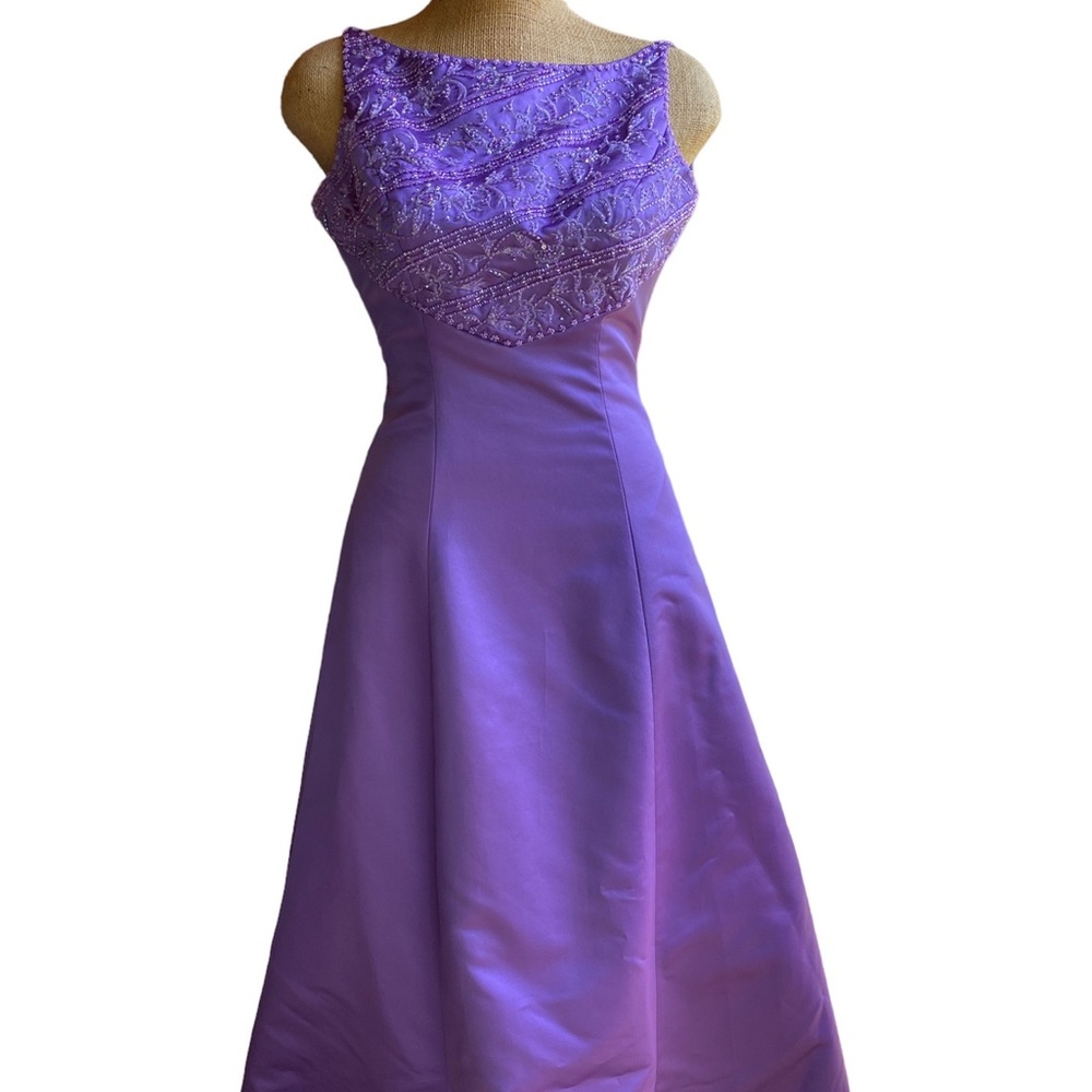 Donna Gray Prom/bridesmaid gown size 8